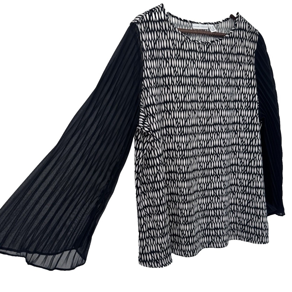 Susan Graver Tunic 1X Black White Pleated Chiffon Wide Flare Sleeve liquid knit